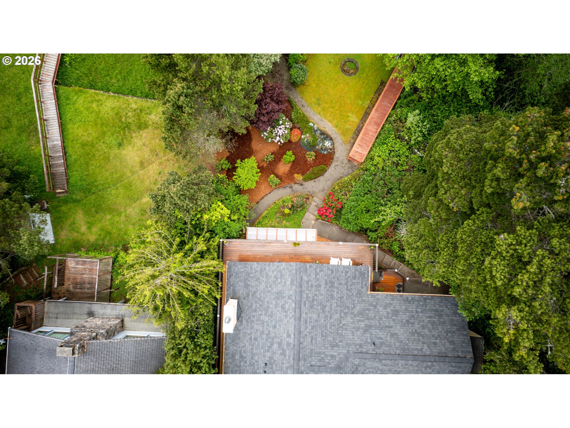 5577 South Shore Drive Florence, OR 97439 - Photo 33 of 41 Yard