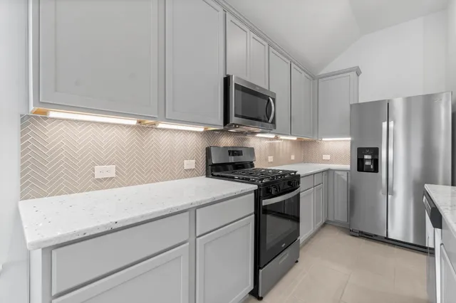 $3,300 | 21719 Grayson Highlands Way, Porter, TX 77365