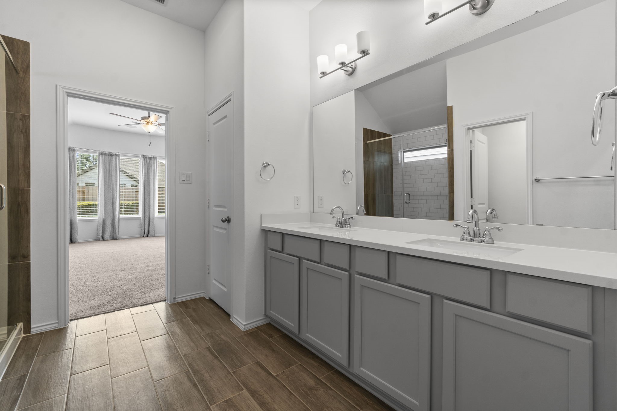 21719 Grayson Highlands Way Porter, TX 77365 - Photo 25 of 42 The master bathroom