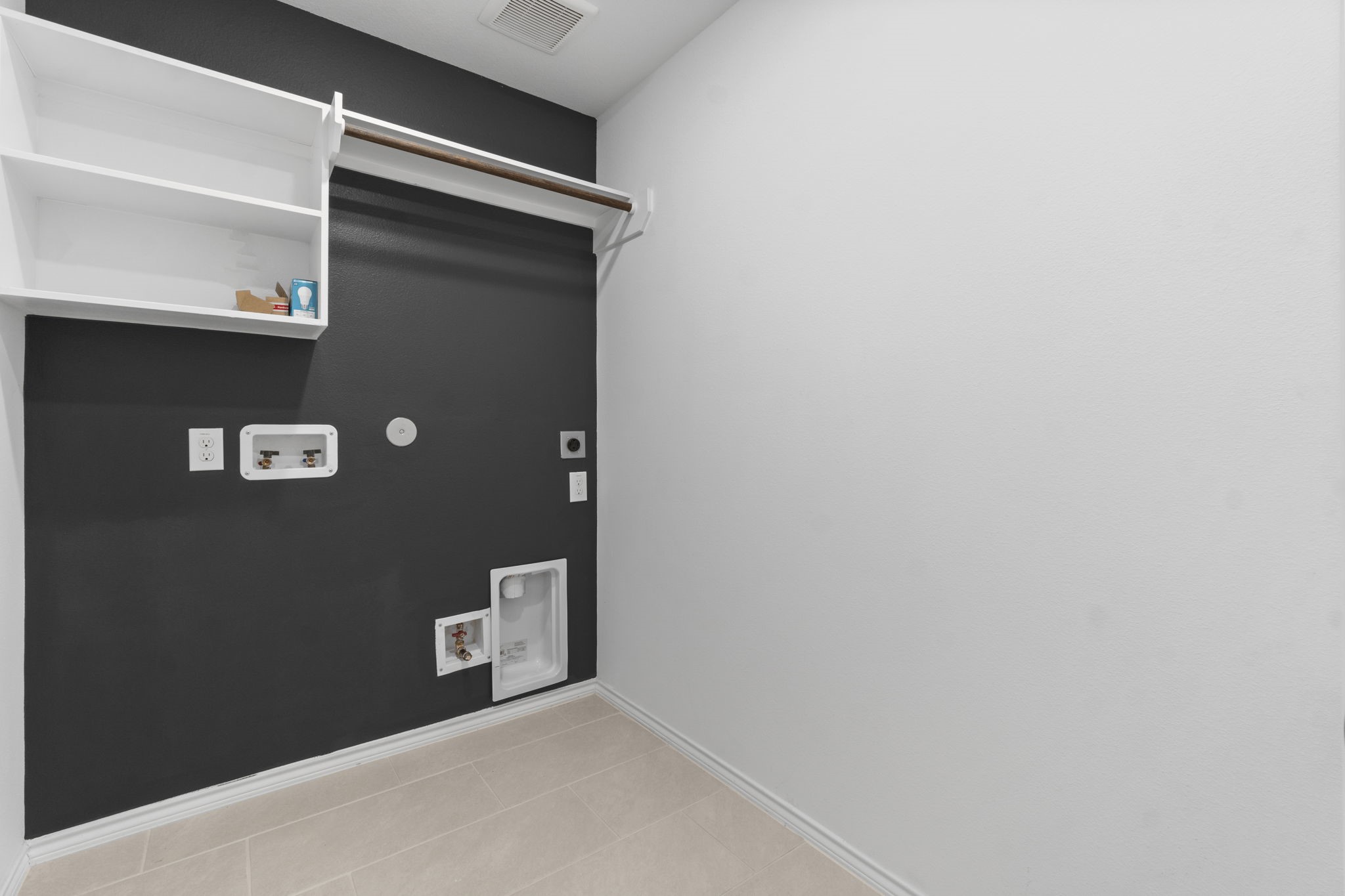 21719 Grayson Highlands Way Porter, TX 77365 - Photo 37 of 42 The laundry