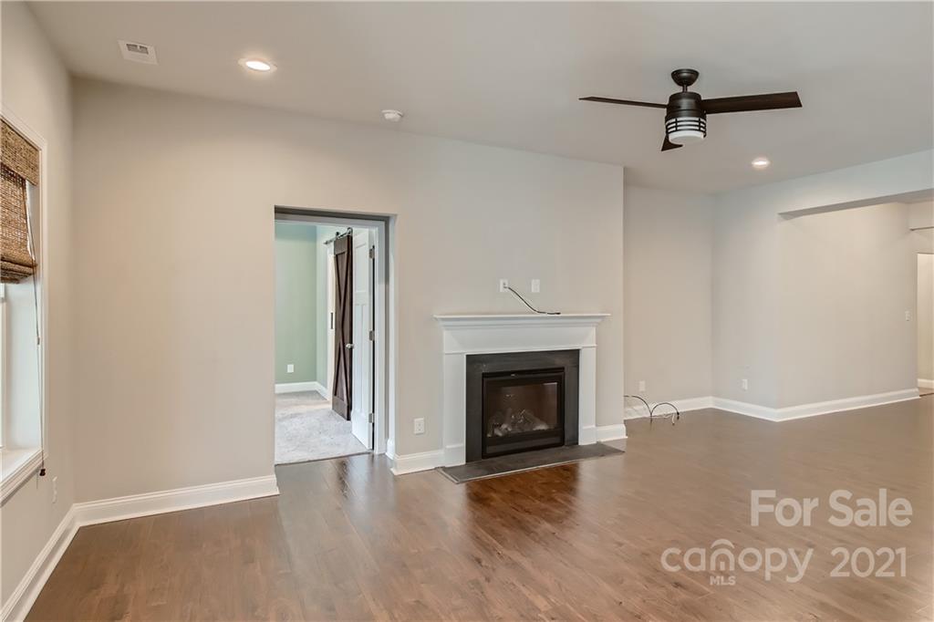 4677 Rinaldo Road York, SC 29745 - Photo 7 of 33 Gallery Image 7