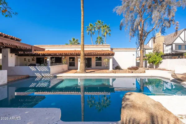 $800,000 | 1825 East Elmwood Street, Mesa, AZ 85203