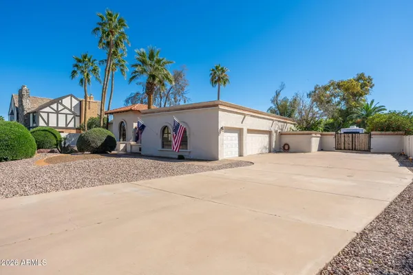 $800,000 | 1825 East Elmwood Street, Mesa, AZ 85203