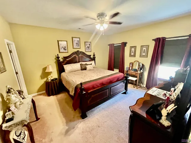 $279,900 | 13567 Arnold Road, Walker, LA 70785