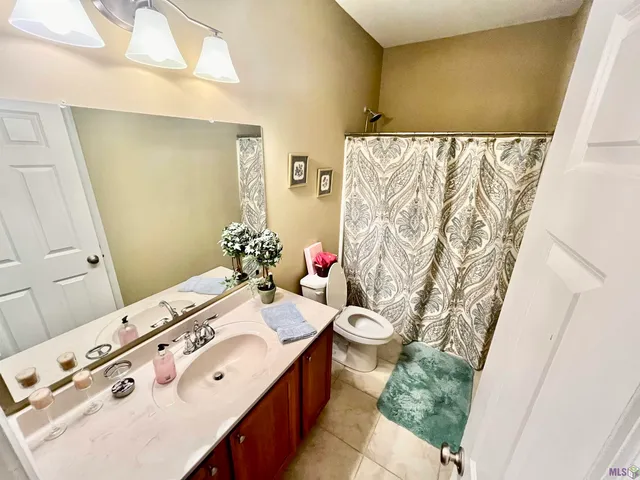 $279,900 | 13567 Arnold Road, Walker, LA 70785