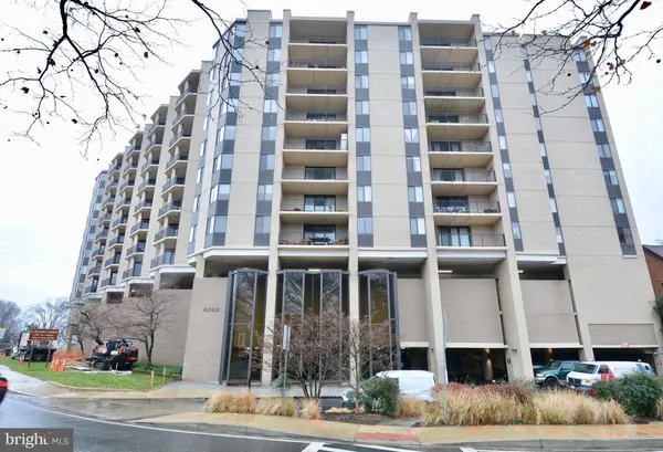 $2,159 | 4242 East-West Highway, Unit 1114, Bethesda, MD 20814