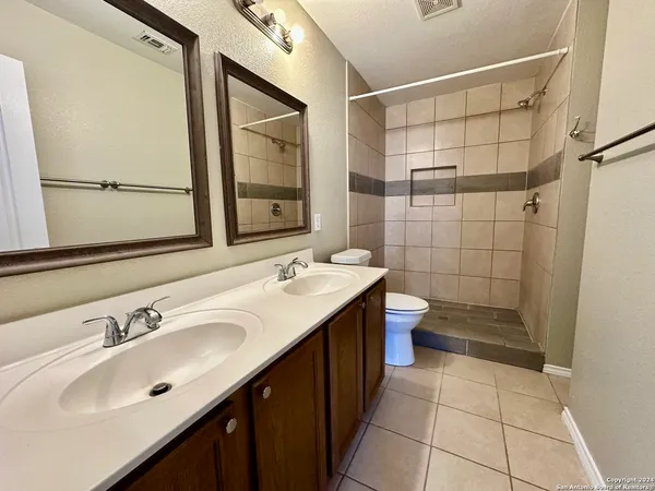 $1,800 | 11019 Dublin Place, San Antonio, TX 78254