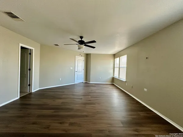 $1,800 | 11019 Dublin Place, San Antonio, TX 78254
