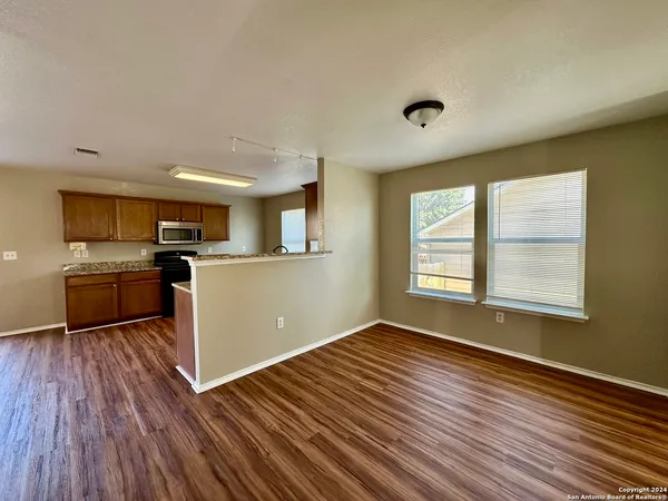 $1,800 | 11019 Dublin Place, San Antonio, TX 78254