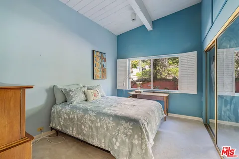 $11,925 | 1336 Bienveneda Avenue, Pacific Palisades, CA 90272