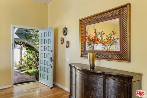 $11,925 | 1336 Bienveneda Avenue, Pacific Palisades, CA 90272