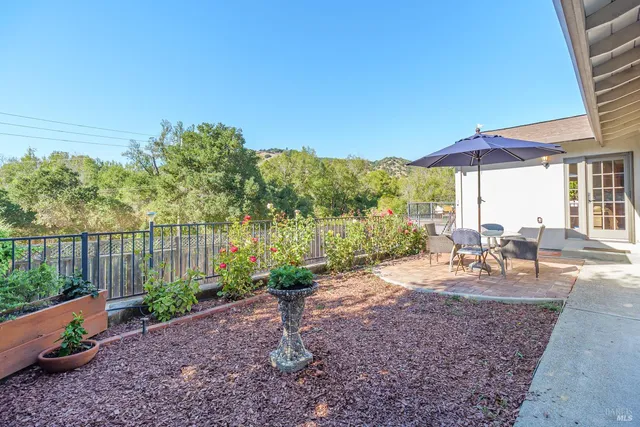 $1,525,000 | 92 Upper Oak Drive, San Rafael, CA 94903