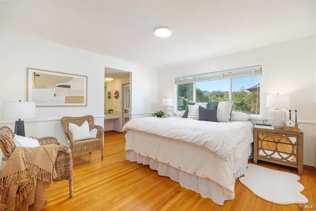 $1,525,000 | 92 Upper Oak Drive, San Rafael, CA 94903