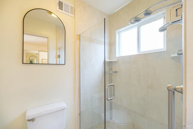 $1,525,000 | 92 Upper Oak Drive, San Rafael, CA 94903