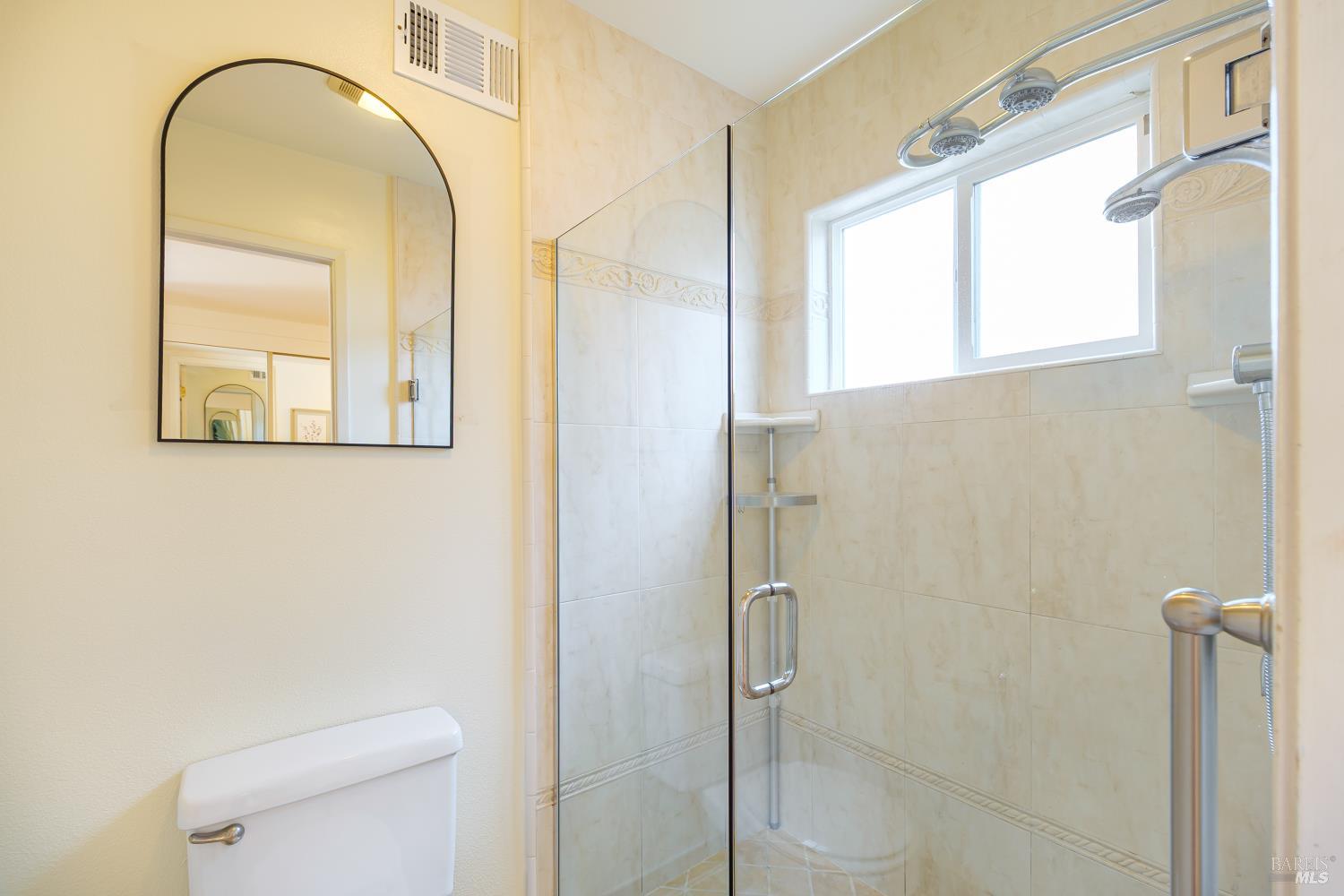 92 Upper Oak Drive San Rafael, CA 94903 - Photo 19 of 25