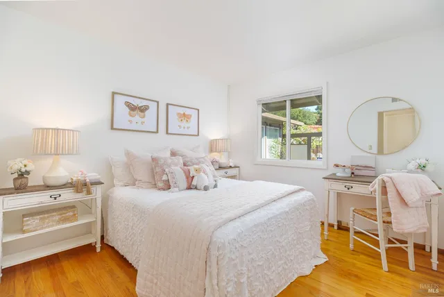 $1,525,000 | 92 Upper Oak Drive, San Rafael, CA 94903