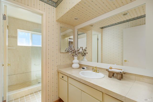 $1,525,000 | 92 Upper Oak Drive, San Rafael, CA 94903