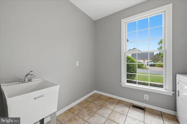 $3,200 | 102 Bramble Court, Winchester, VA 22602