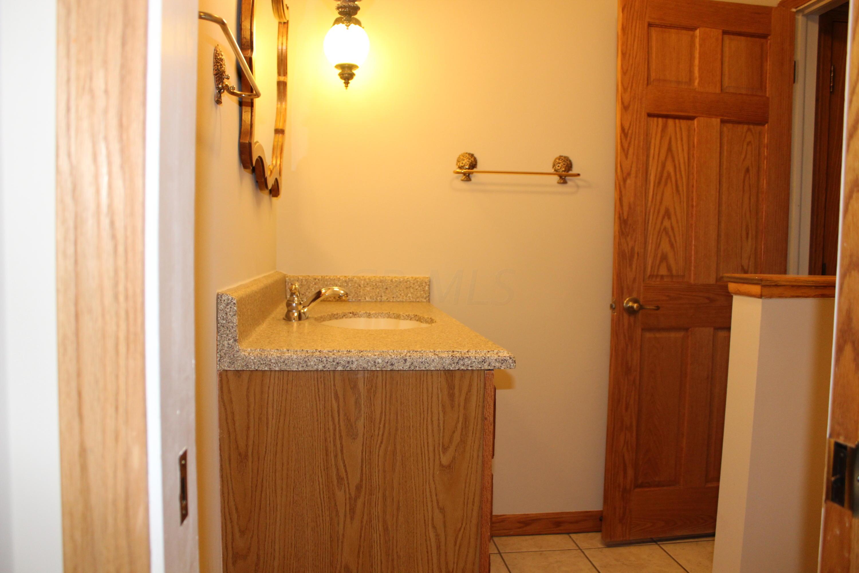 1818 Kenwick Road Columbus, OH 43209 - Photo 27 of 50