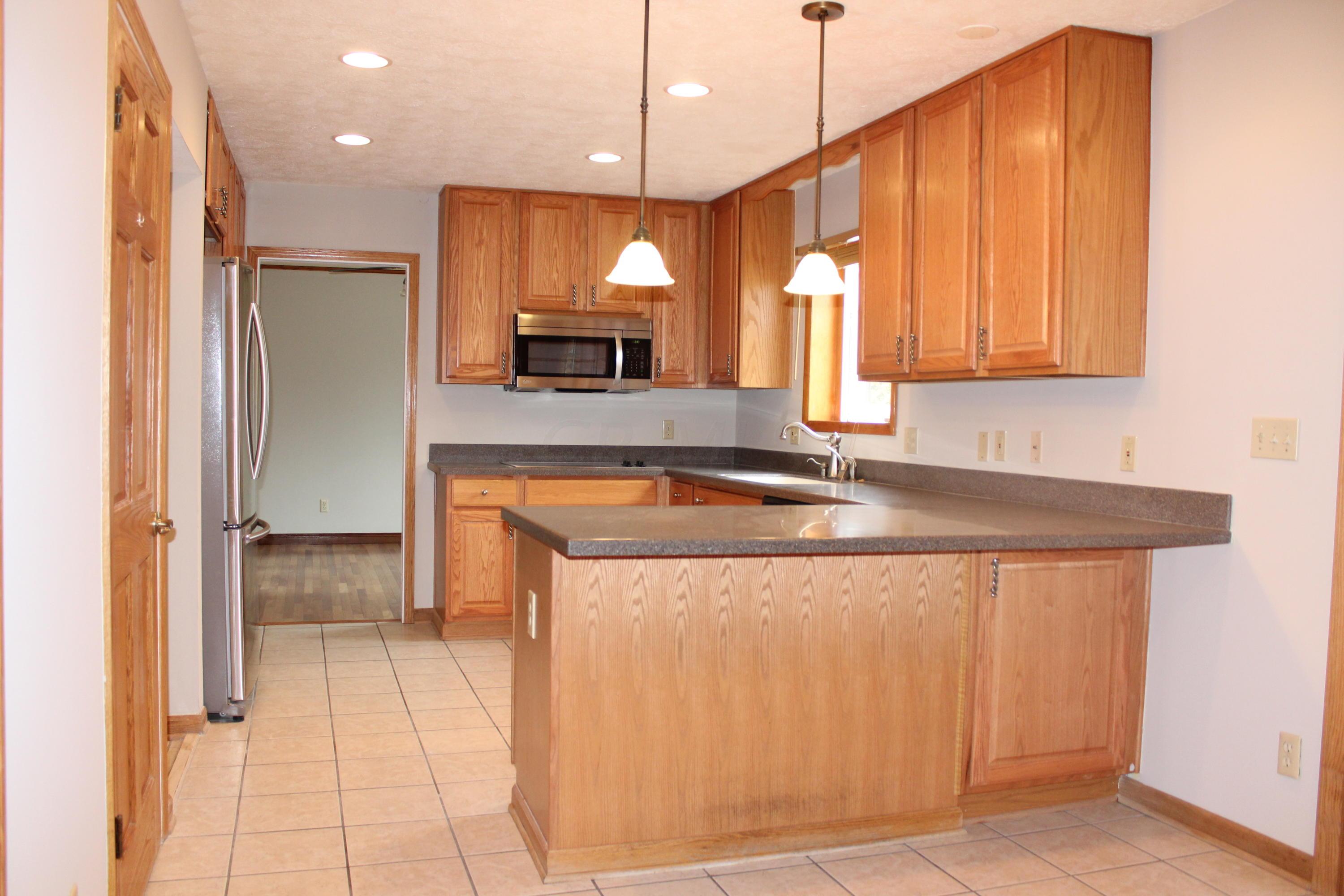 1818 Kenwick Road Columbus, OH 43209 - Photo 6 of 50