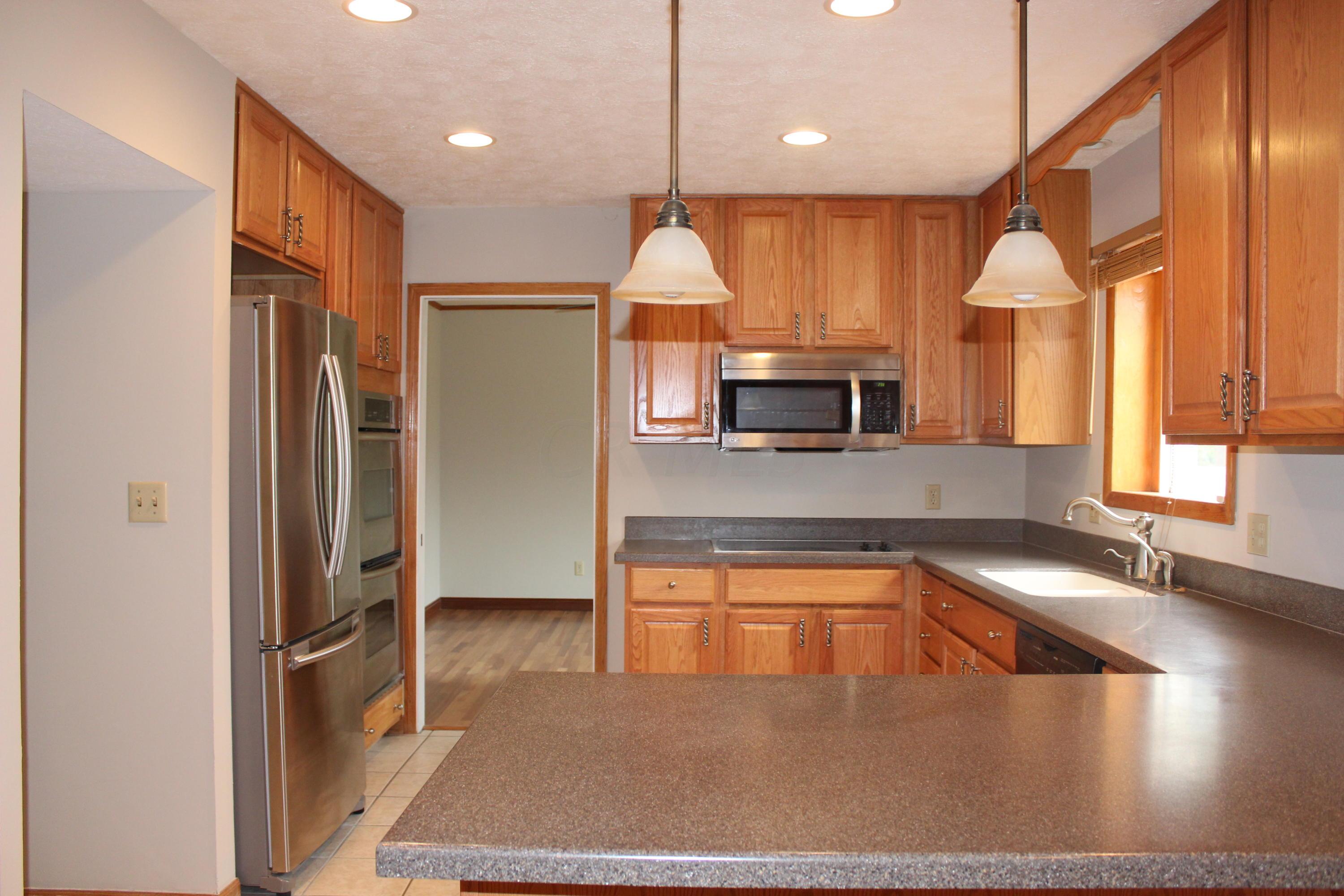 1818 Kenwick Road Columbus, OH 43209 - Photo 9 of 50