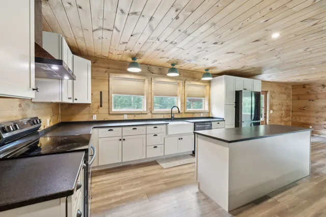 $1,100,000 | 1785 St Johns Road, Lascassas, TN 37085