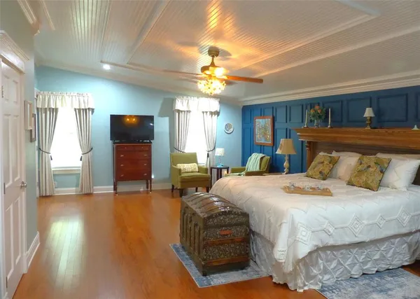 $429,500 | 1408 South China Street, Brady, TX 76825