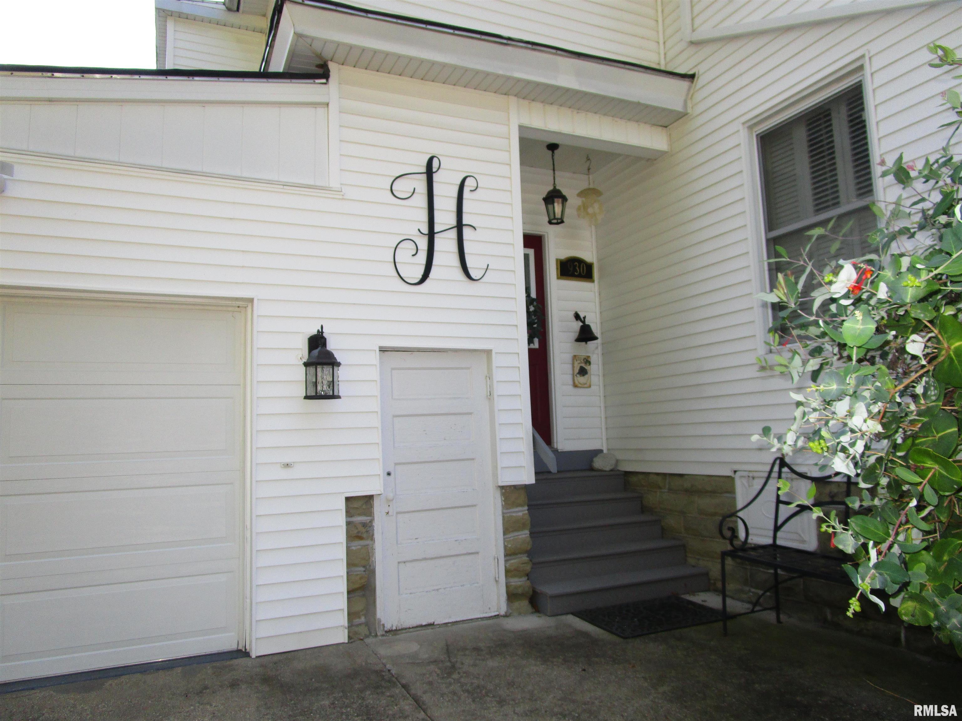 930 West State Street Jacksonville, IL 62650 - Photo 4 of 51