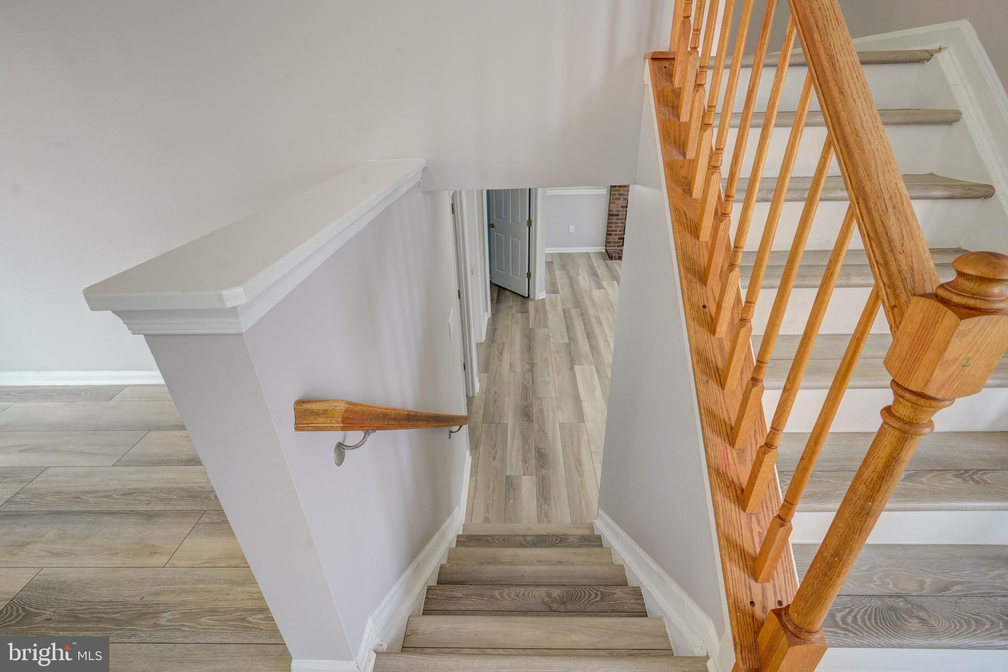 6495 Wesley Lane Elkridge, MD 21075 - Photo 22 of 37 a view of entryway