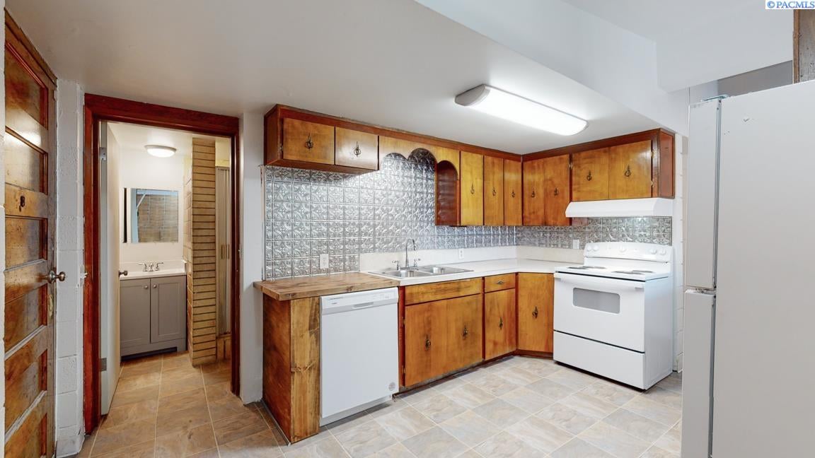 202703 East Bowles Road Kennewick, WA 99337 - Photo 12 of 35 Gallery Image 12