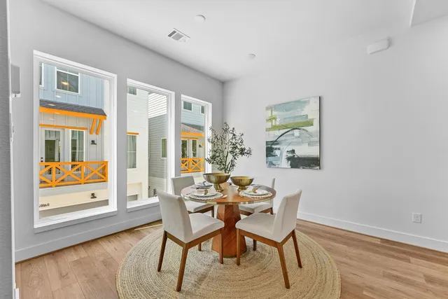 $2,350 | 3903 Pinemont Drive, Unit A, Houston, TX 77018