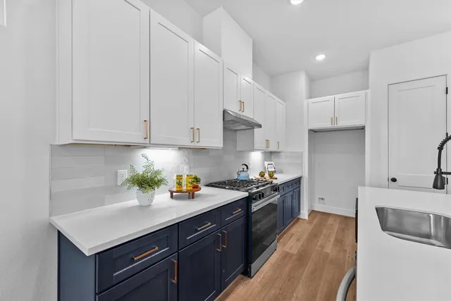 $2,350 | 3903 Pinemont Drive, Unit A, Houston, TX 77018