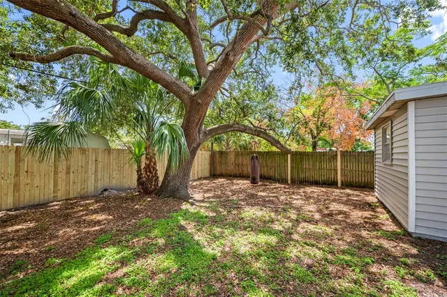 $2,600 | 4704 West Wyoming Avenue, Tampa, FL 33616