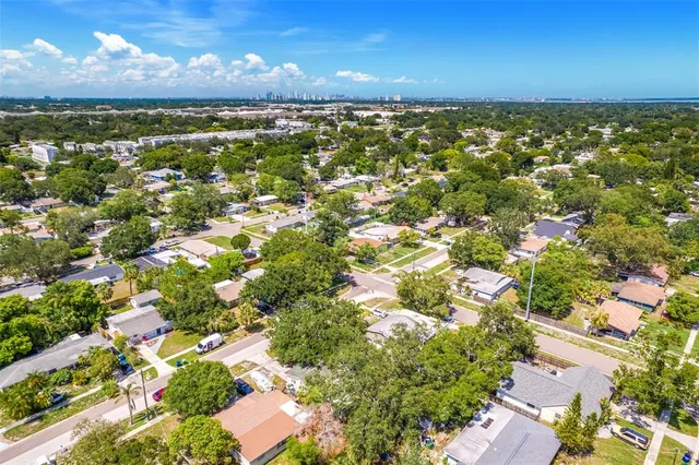 $2,600 | 4704 West Wyoming Avenue, Tampa, FL 33616