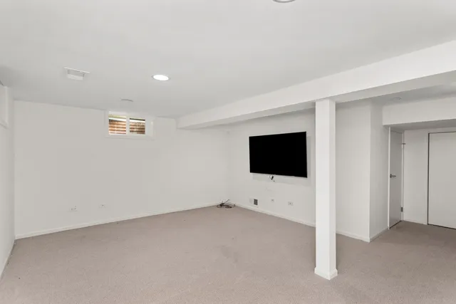 $3,975 | 1380 Cavell Avenue, Highland Park, IL 60035