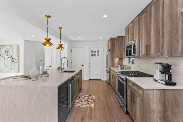 $3,975 | 1380 Cavell Avenue, Highland Park, IL 60035