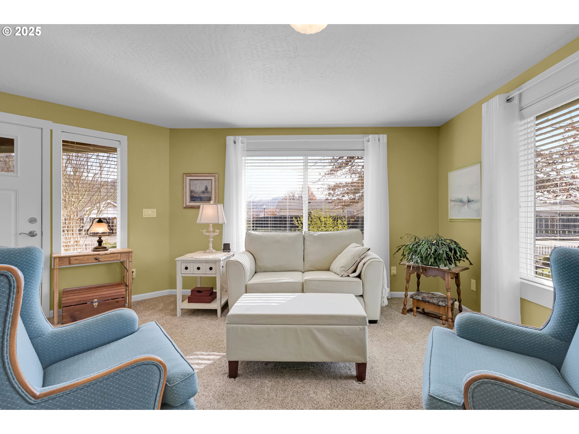 700 Little Valley Road Roseburg, OR 97471 - Photo 14 of 41 Gallery Image 14