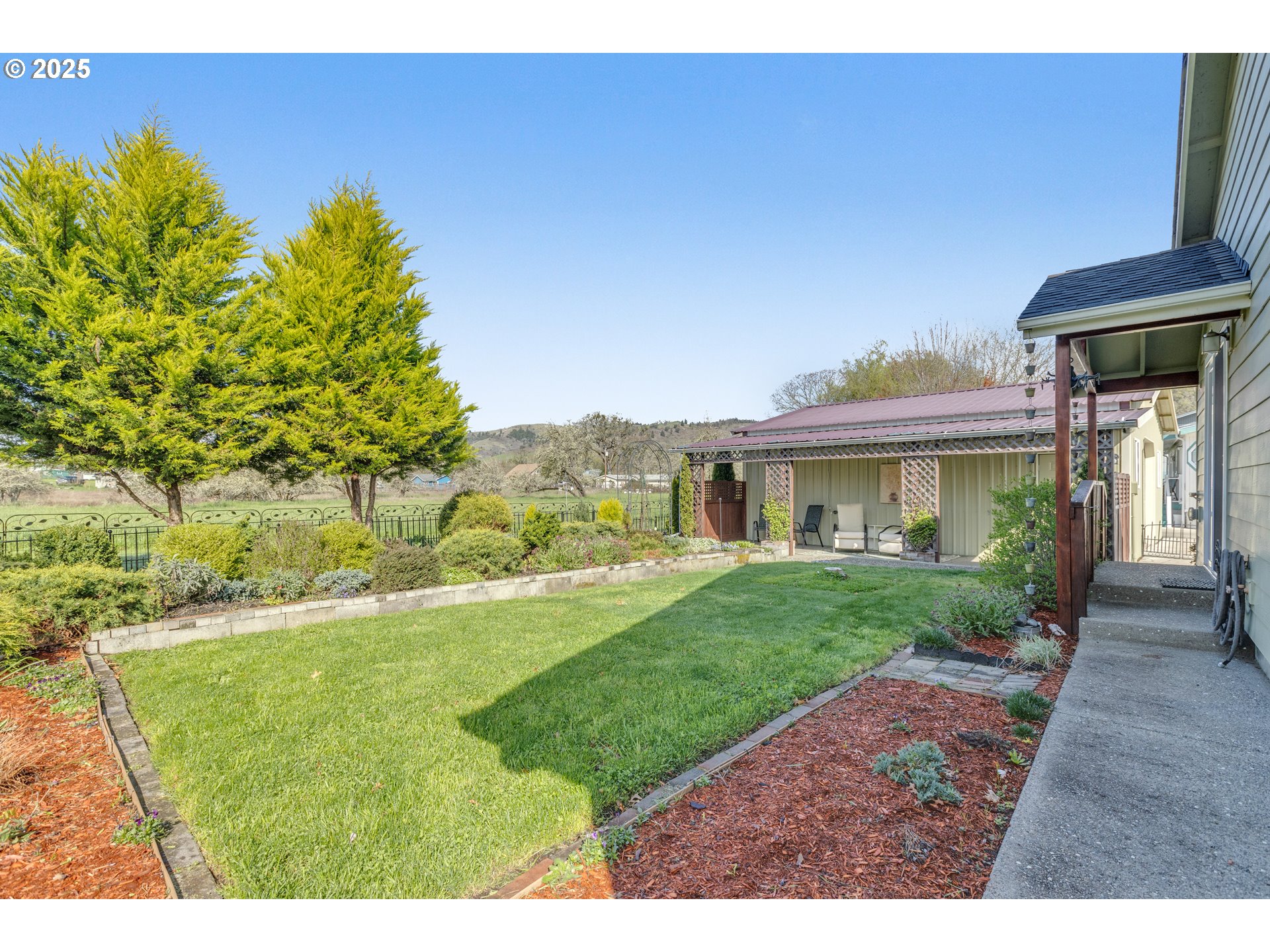 700 Little Valley Road Roseburg, OR 97471 - Photo 29 of 41 Gallery Image 29