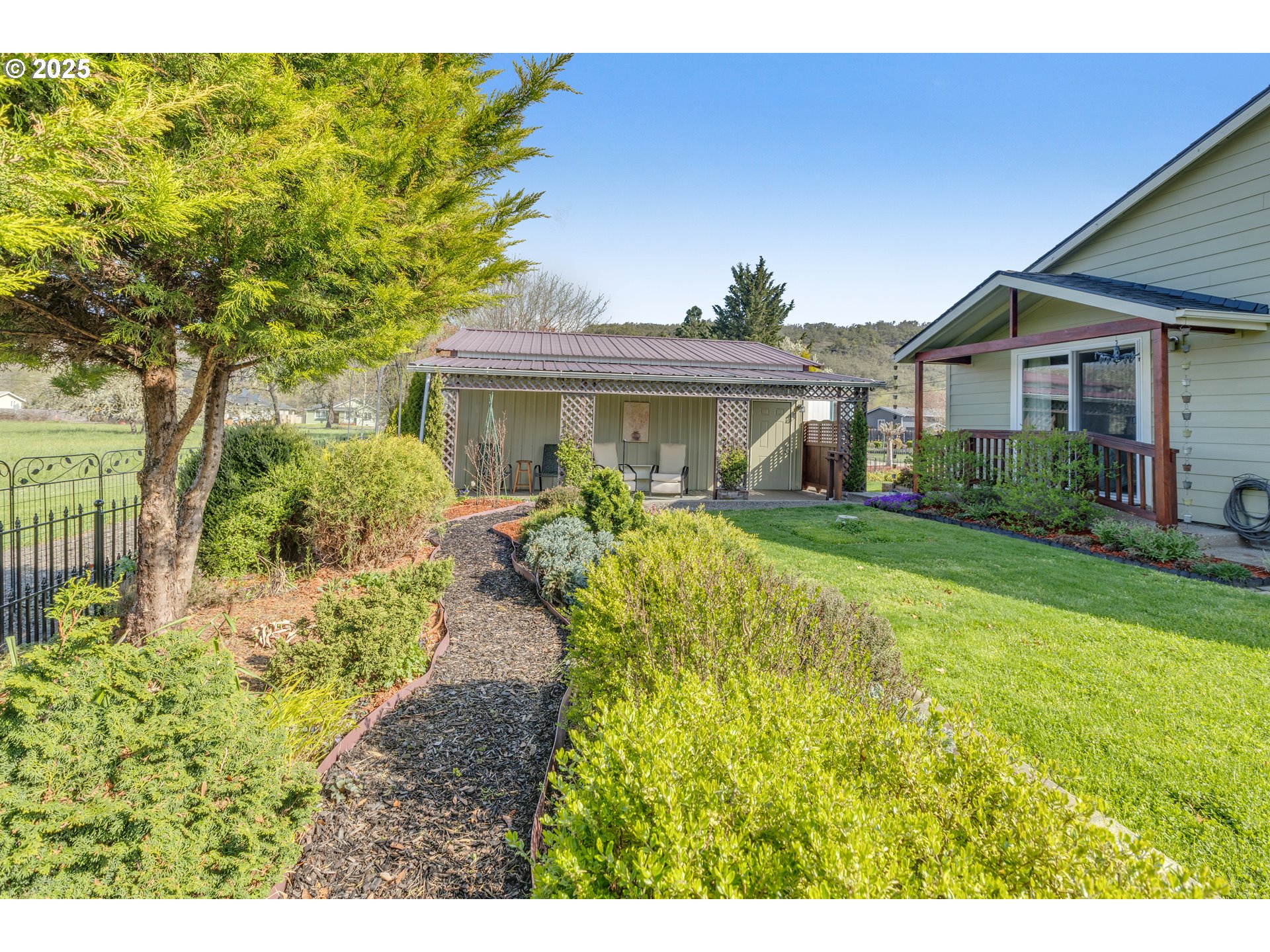 700 Little Valley Road Roseburg, OR 97471 - Photo 34 of 41 Gallery Image 34