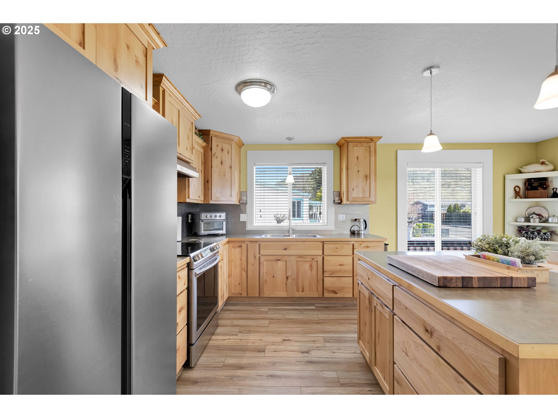 700 Little Valley Road Roseburg, OR 97471 - Photo 7 of 41 Gallery Image 7
