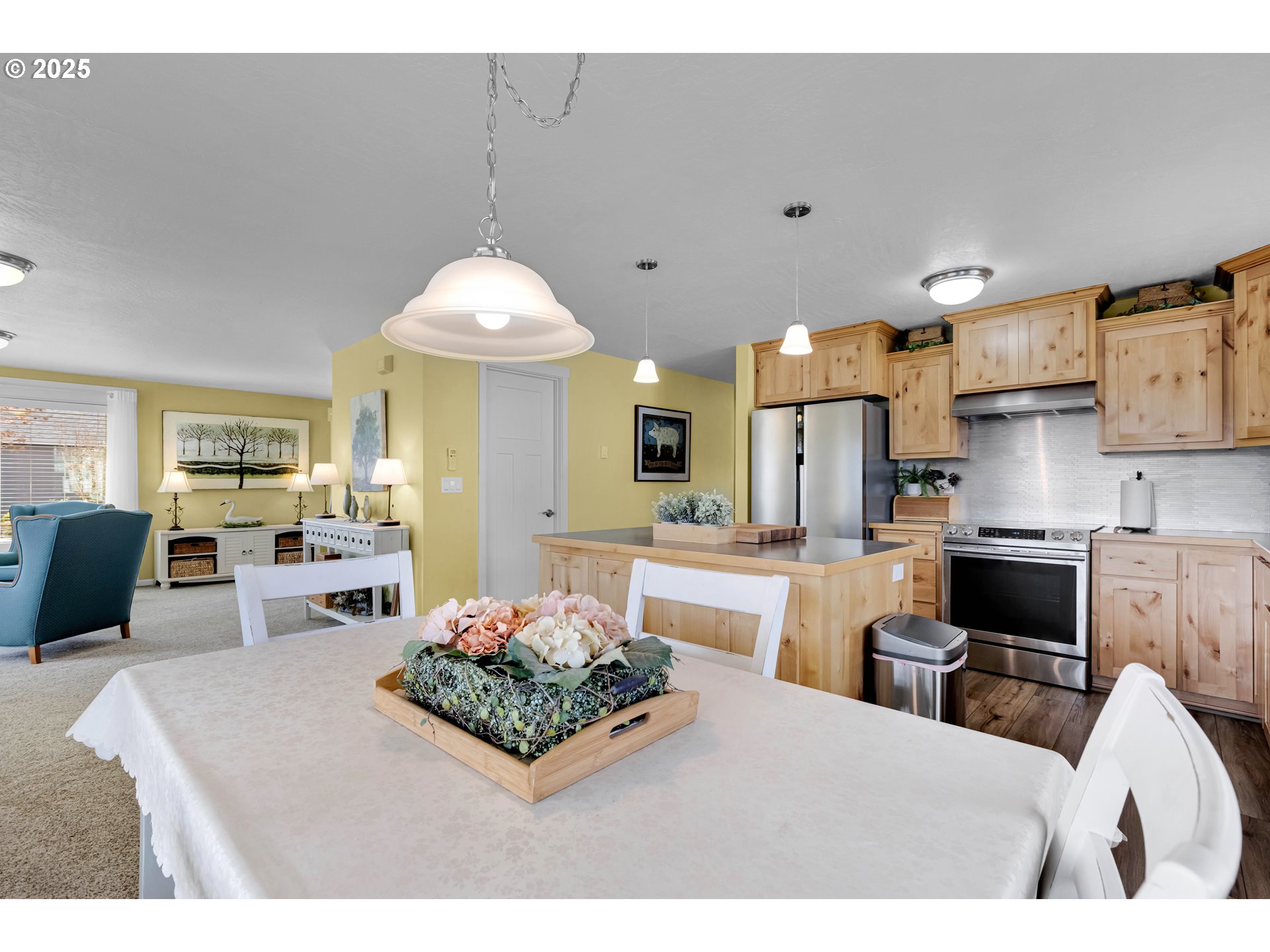 700 Little Valley Road Roseburg, OR 97471 - Photo 9 of 41 Gallery Image 9