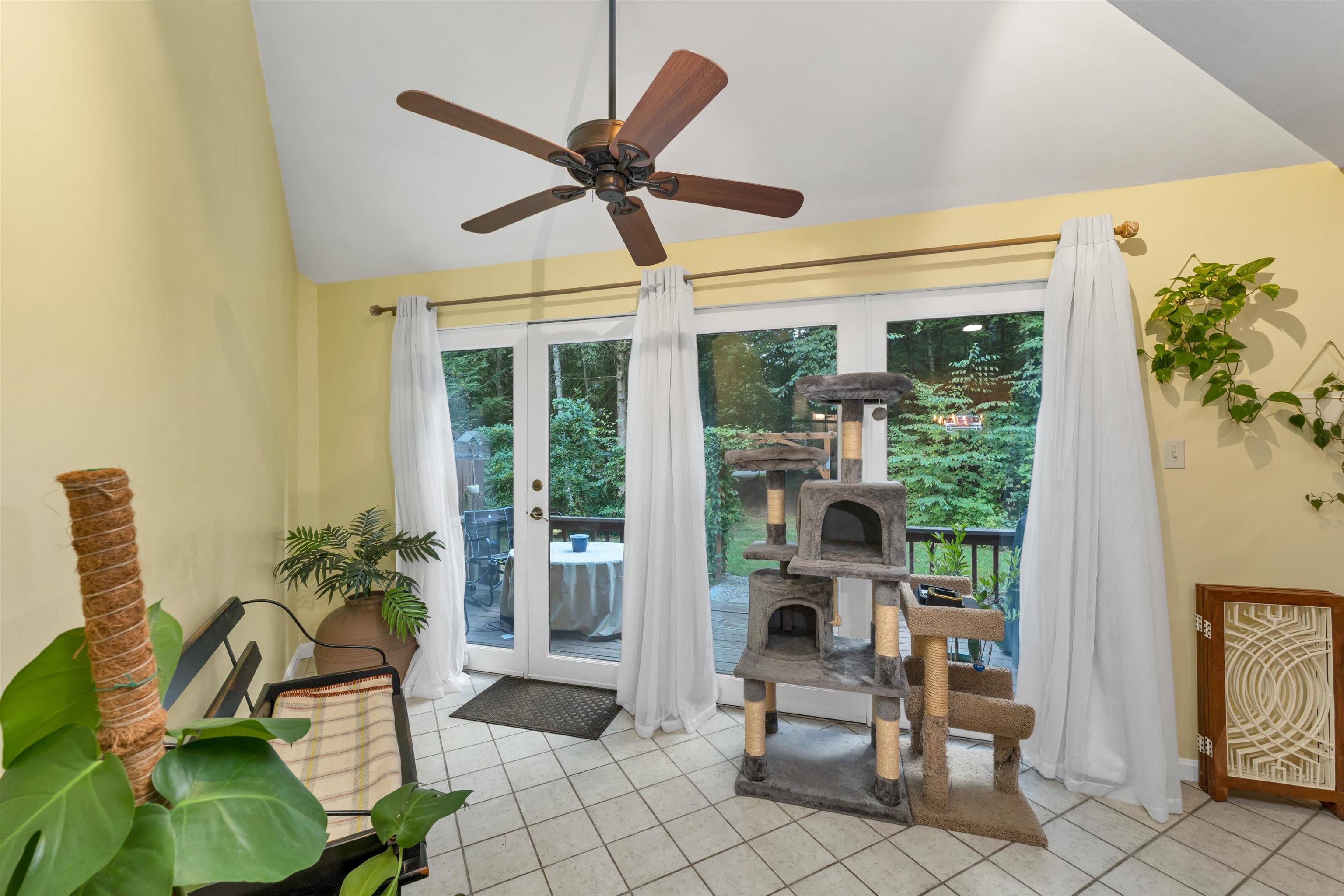 153 Coffin Road, Unit 2 Epping, NH 03042 - Photo 13 of 47