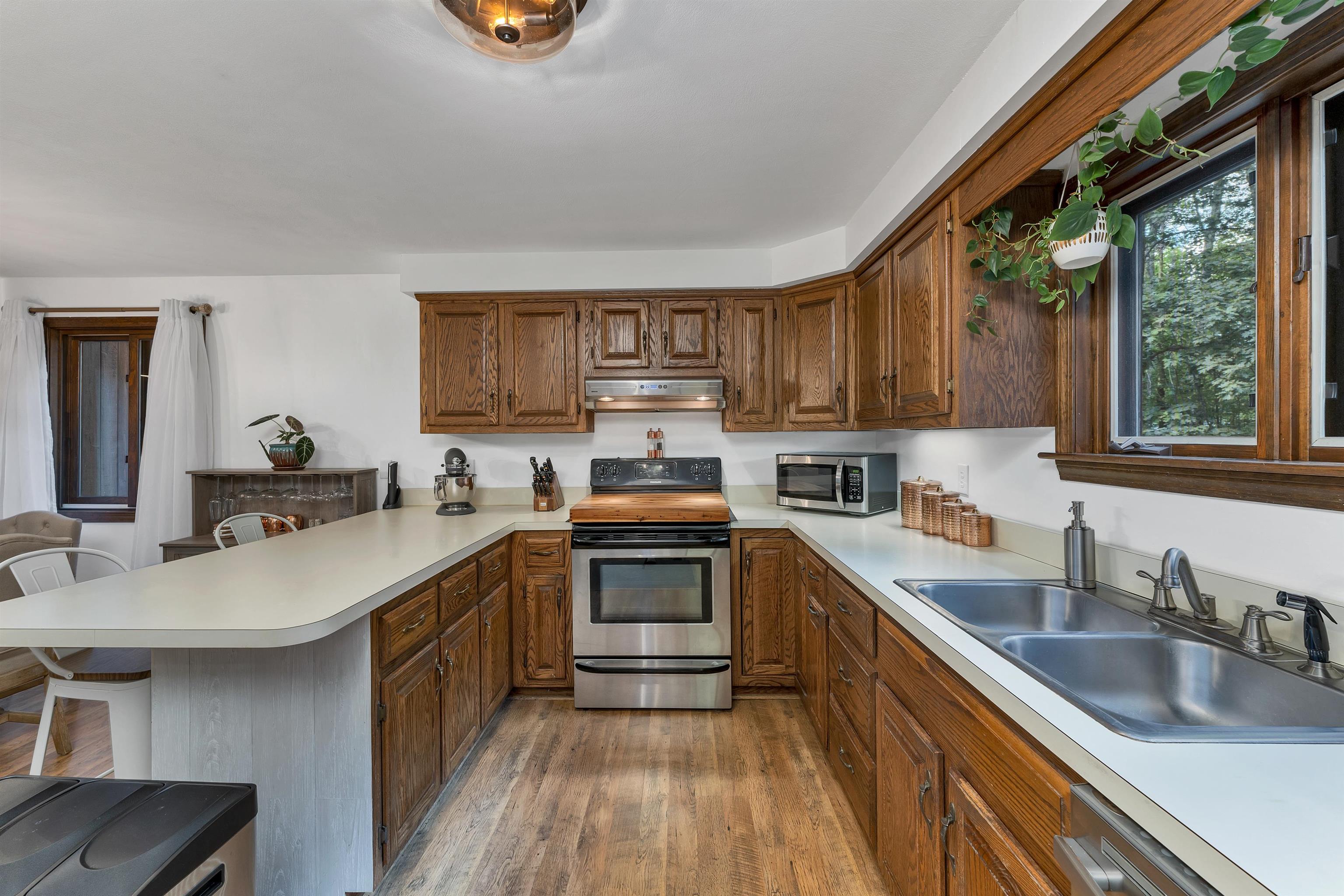 153 Coffin Road, Unit 2 Epping, NH 03042 - Photo 3 of 47