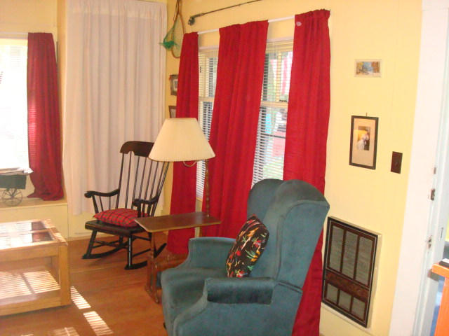 31 Madrona Road Miranda, CA 95553 - Photo 19 of 41 a living room with furniture and a window