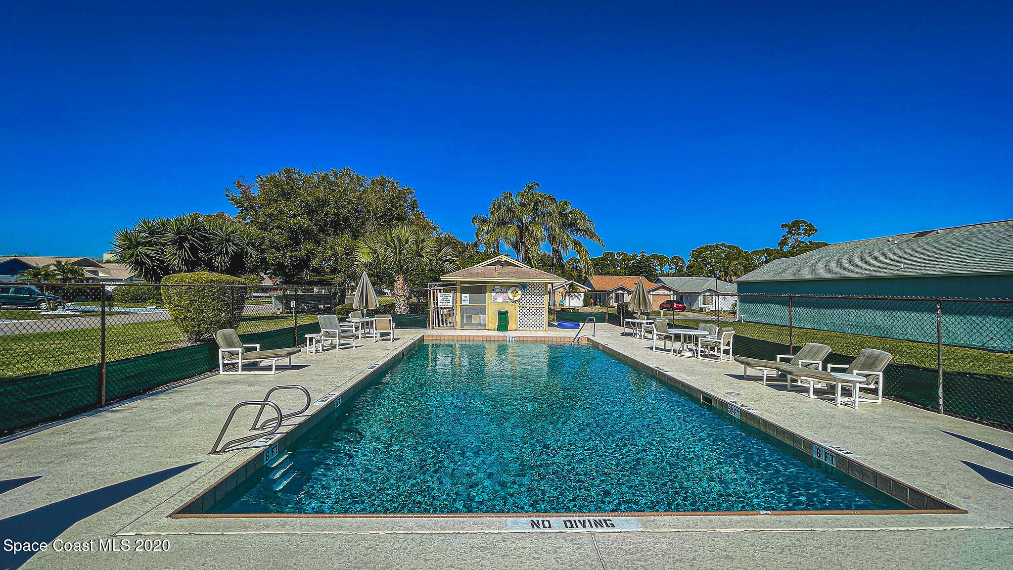 336 Myrtlewood Road Melbourne, FL 32940 - Photo 64 of 72 a view of a house with pool porch and sitting area