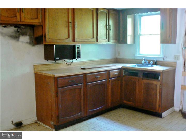 148 Spruance Road Dover, DE 19901 - Photo 2 of 6 Kitchen
