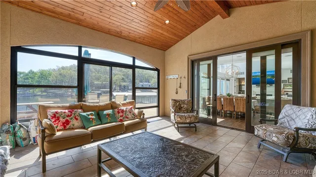 $2,200,000 | 394 Woodland Heights Road, Sunrise Beach, MO 65079