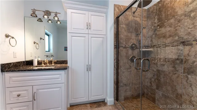 $2,200,000 | 394 Woodland Heights Road, Sunrise Beach, MO 65079