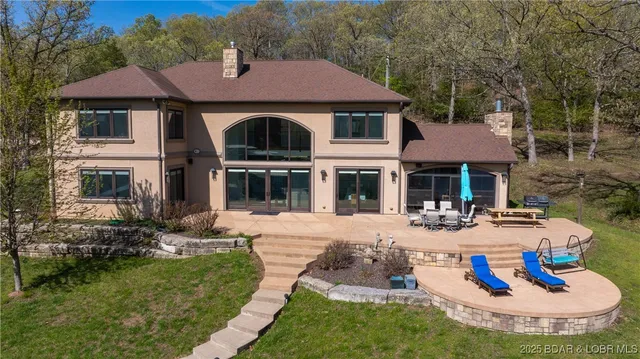 $2,200,000 | 394 Woodland Heights Road, Sunrise Beach, MO 65079