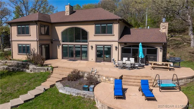 $2,200,000 | 394 Woodland Heights Road, Sunrise Beach, MO 65079